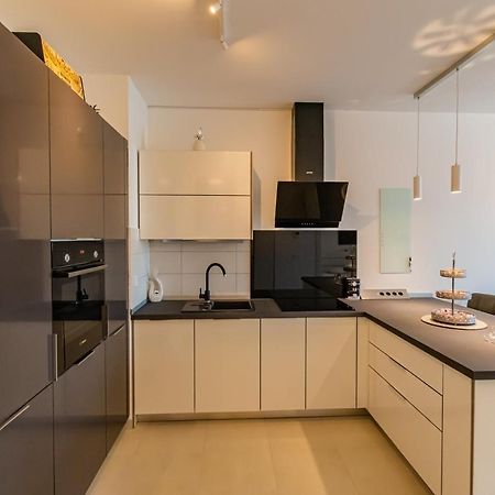 Flexible Selfcheckins 25 - Zagreb - Garage - Loggia - New - Luxury Leilighet Eksteriør bilde
