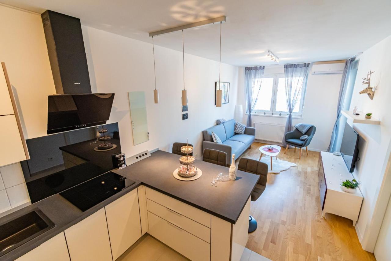 Flexible Selfcheckins 25 - Zagreb - Garage - Loggia - New - Luxury Leilighet Eksteriør bilde