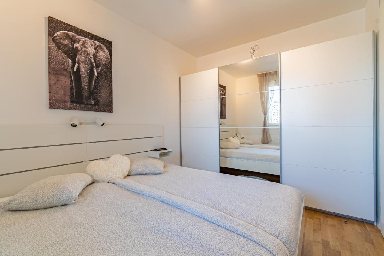 Flexible Selfcheckins 25 - Zagreb - Garage - Loggia - New - Luxury Leilighet Eksteriør bilde